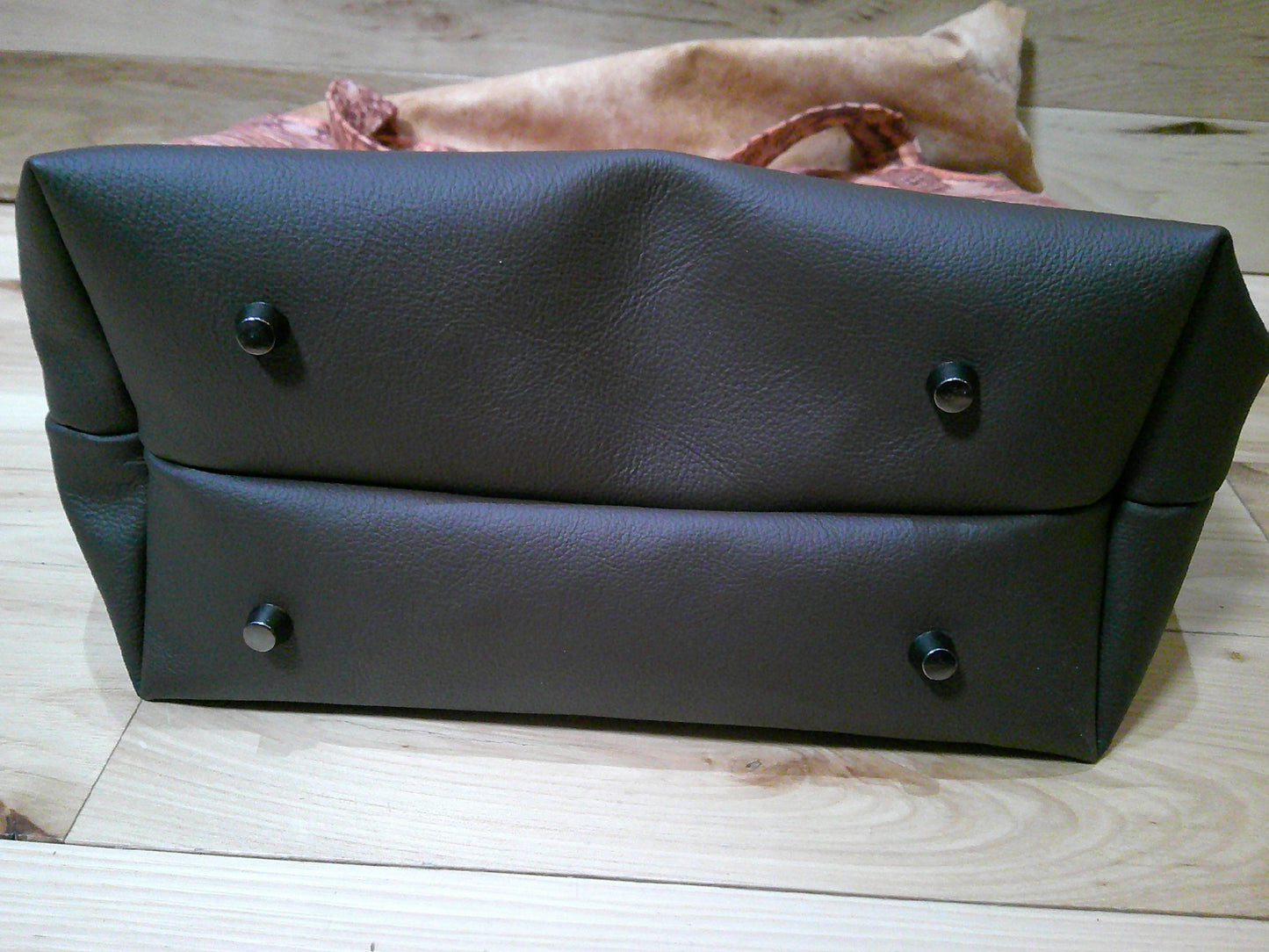 In stock Leather ~ bags