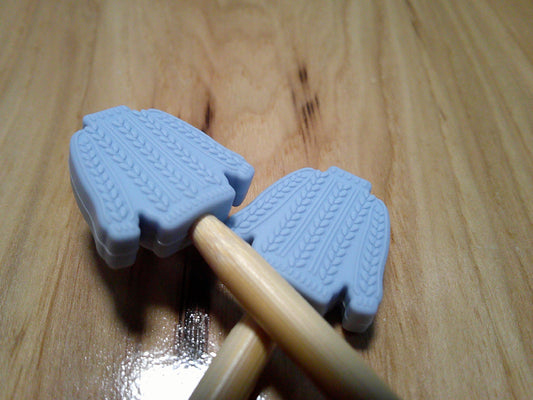 Knitted Sweater ~ stitch stoppers