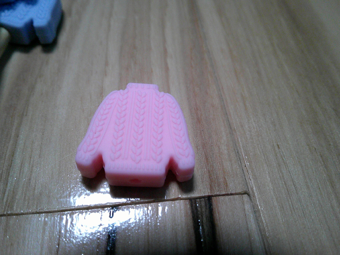 Knitted Sweater ~ stitch stoppers