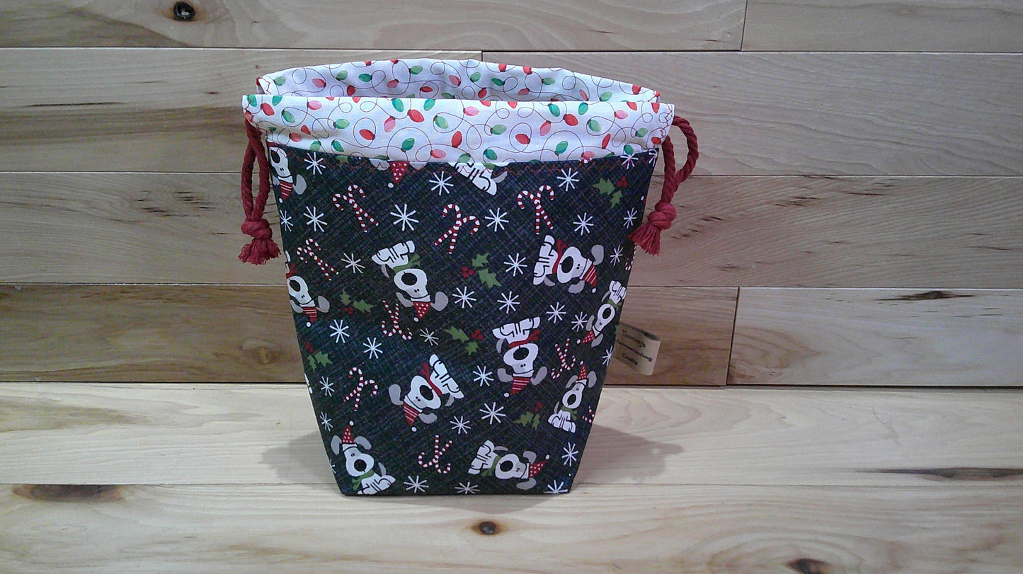 Dogs' w/ holly & Christmas lights ~ Project Bags