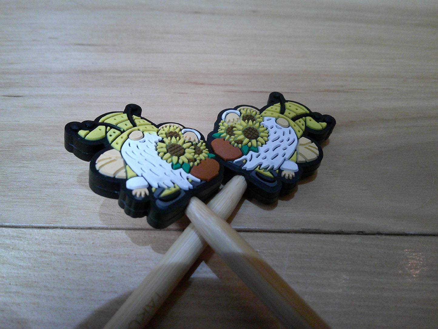 Gnome Bee w/ sunflower~ Stitch Stopper