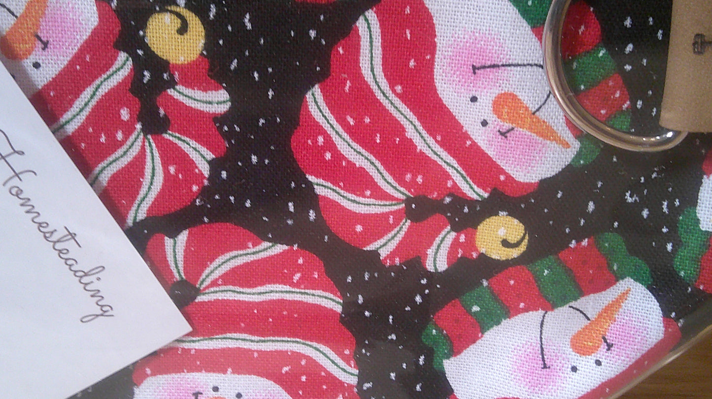 Santa Hat Snowman w/ snowflakes project bags