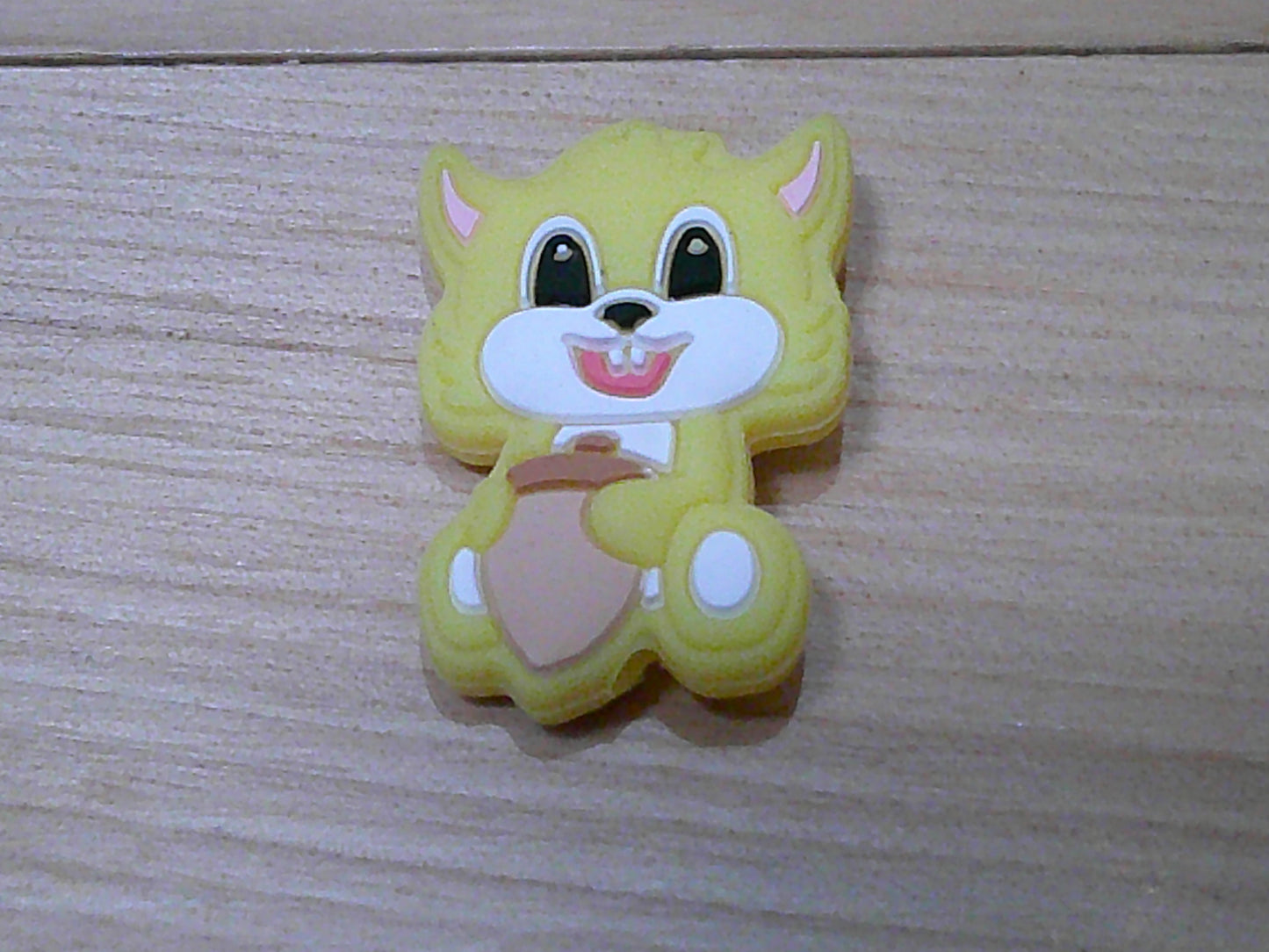 Squirrel w/ nut ~ stitch stoppers
