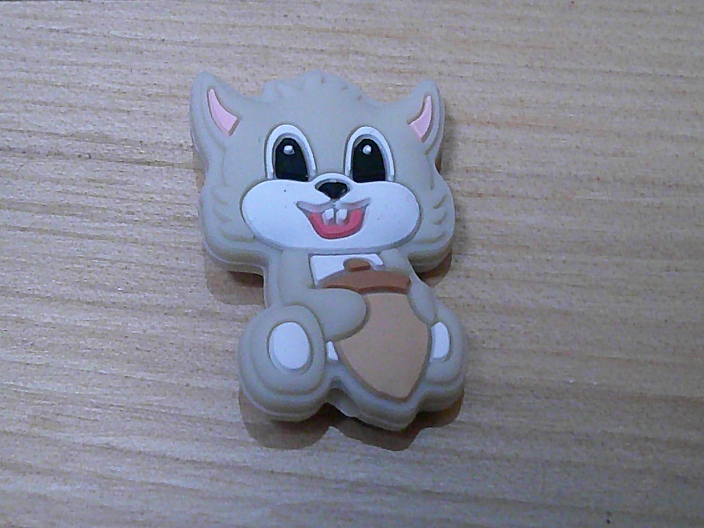 Squirrel w/ nut ~ stitch stoppers