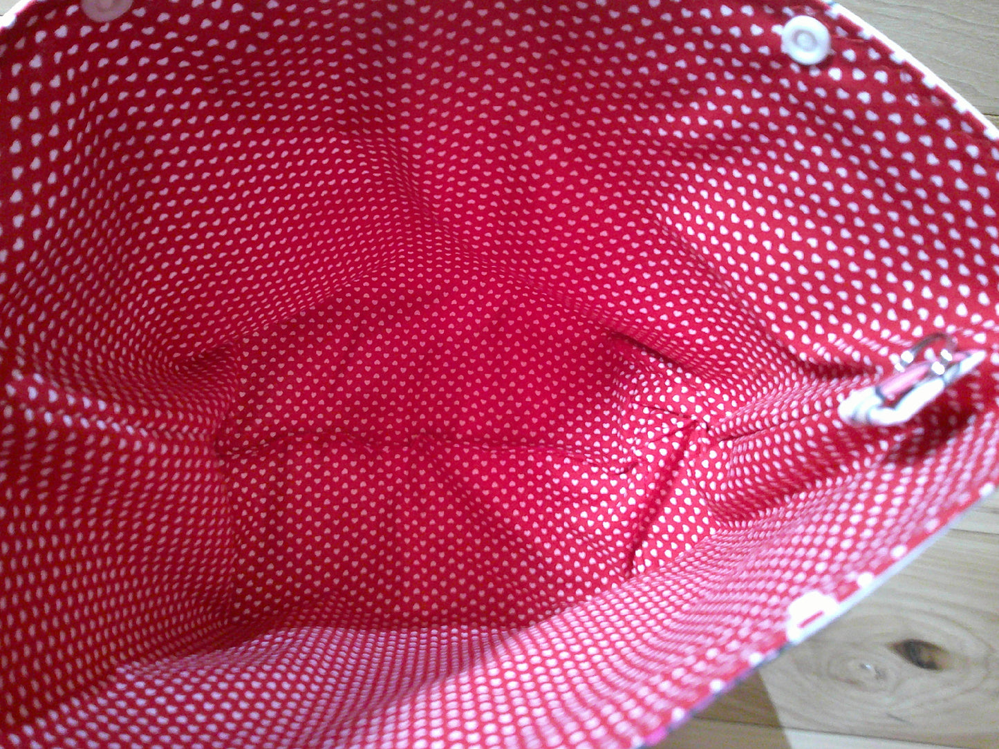 Heart yarn balls w/ knitting needles project bags