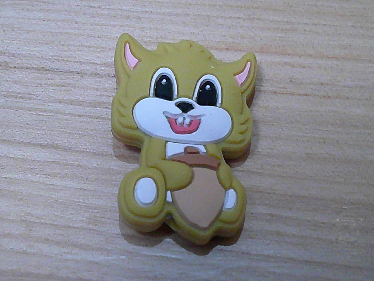 Squirrel w/ nut ~ stitch stoppers