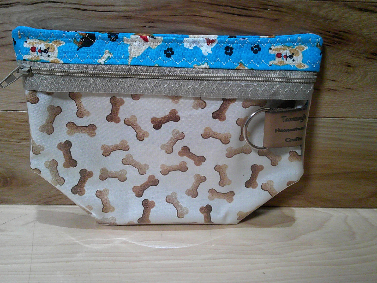 Dogs w/ dog bones ~ project bags