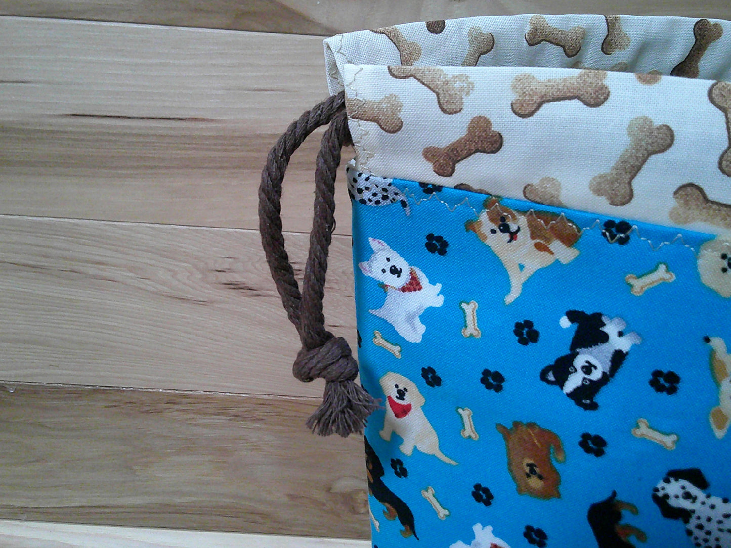Dogs w/ dog bones ~ project bags