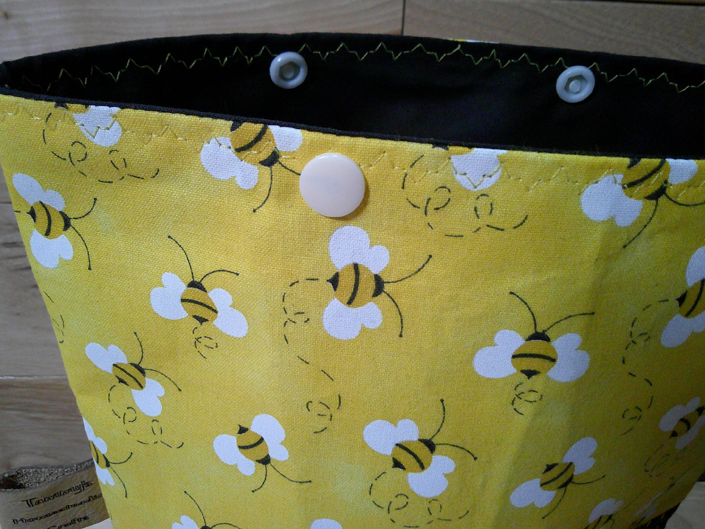 Bees' w/ bee tracks ~ project bags