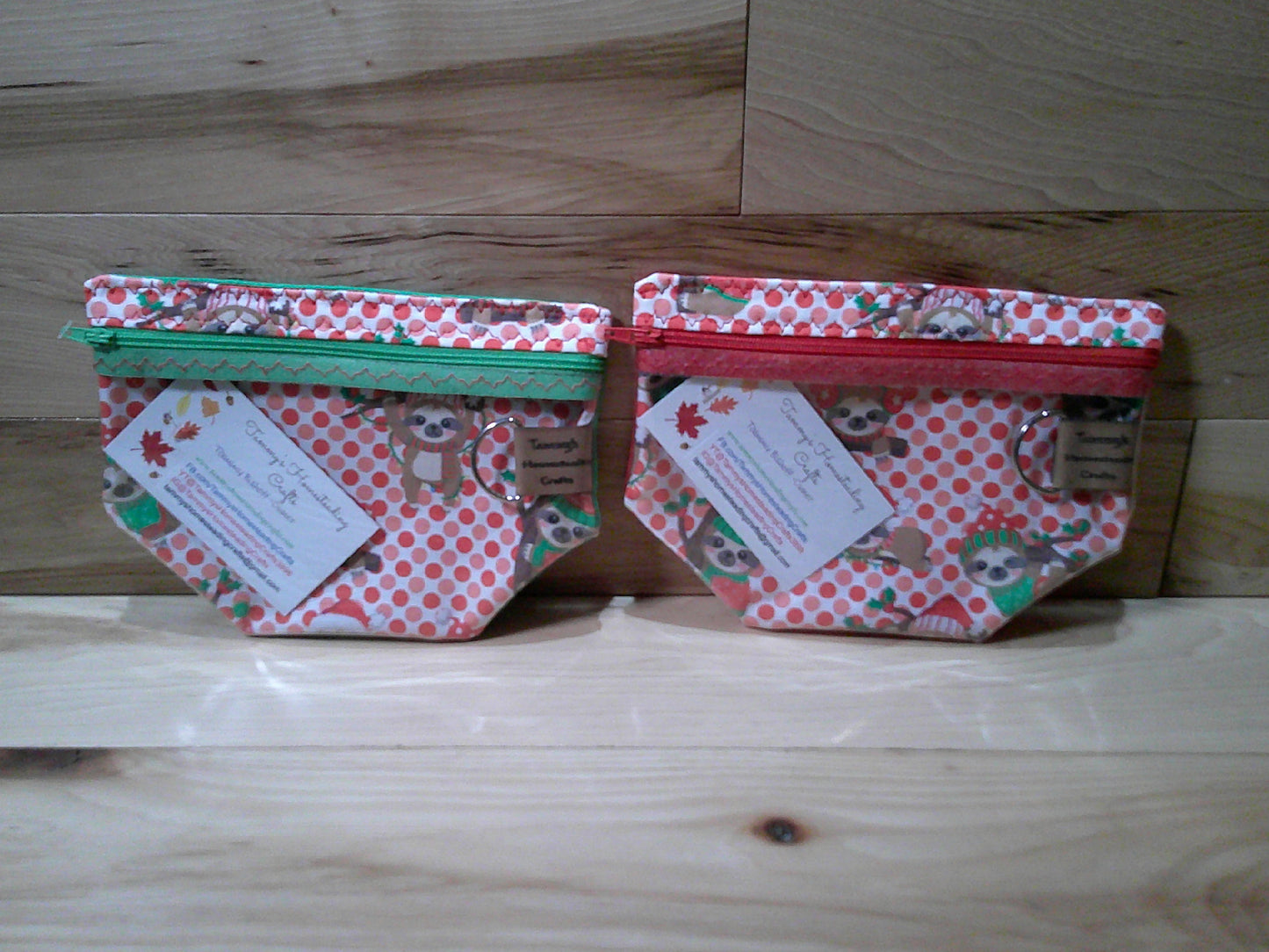 Santa Sloth w/ green & red project bags