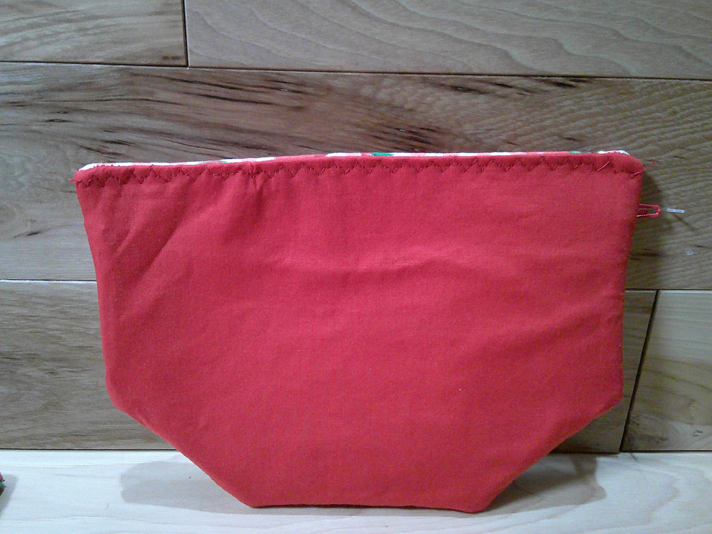 Santa Sloth w/ green & red project bags