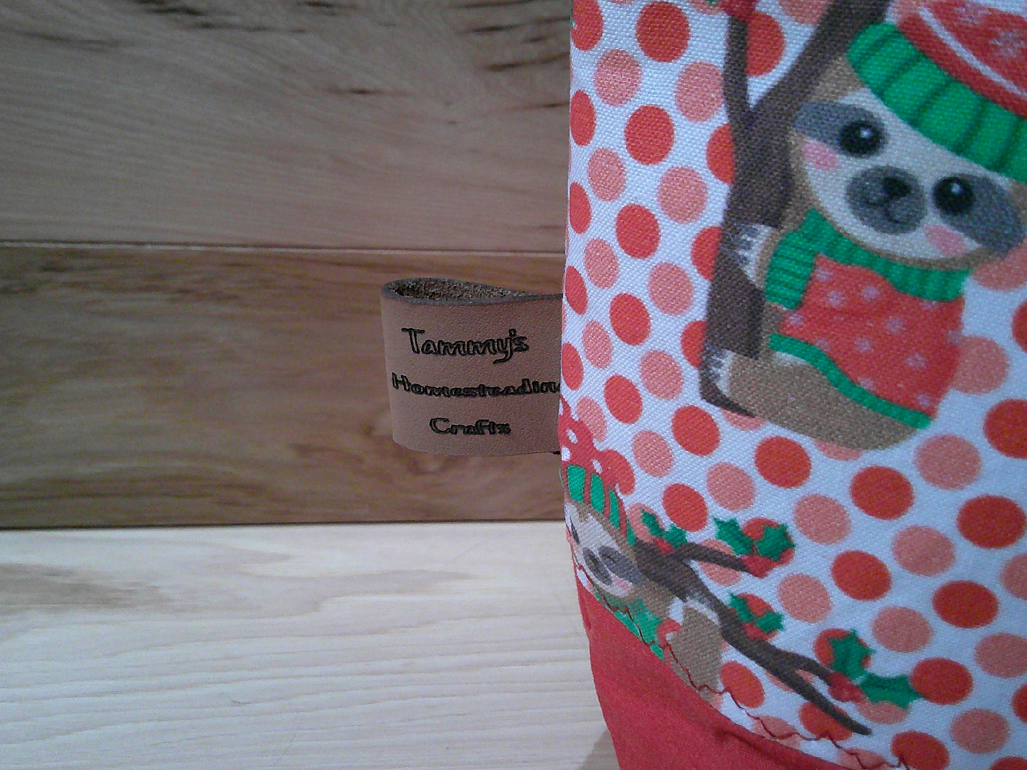Santa Sloth w/ green & red project bags