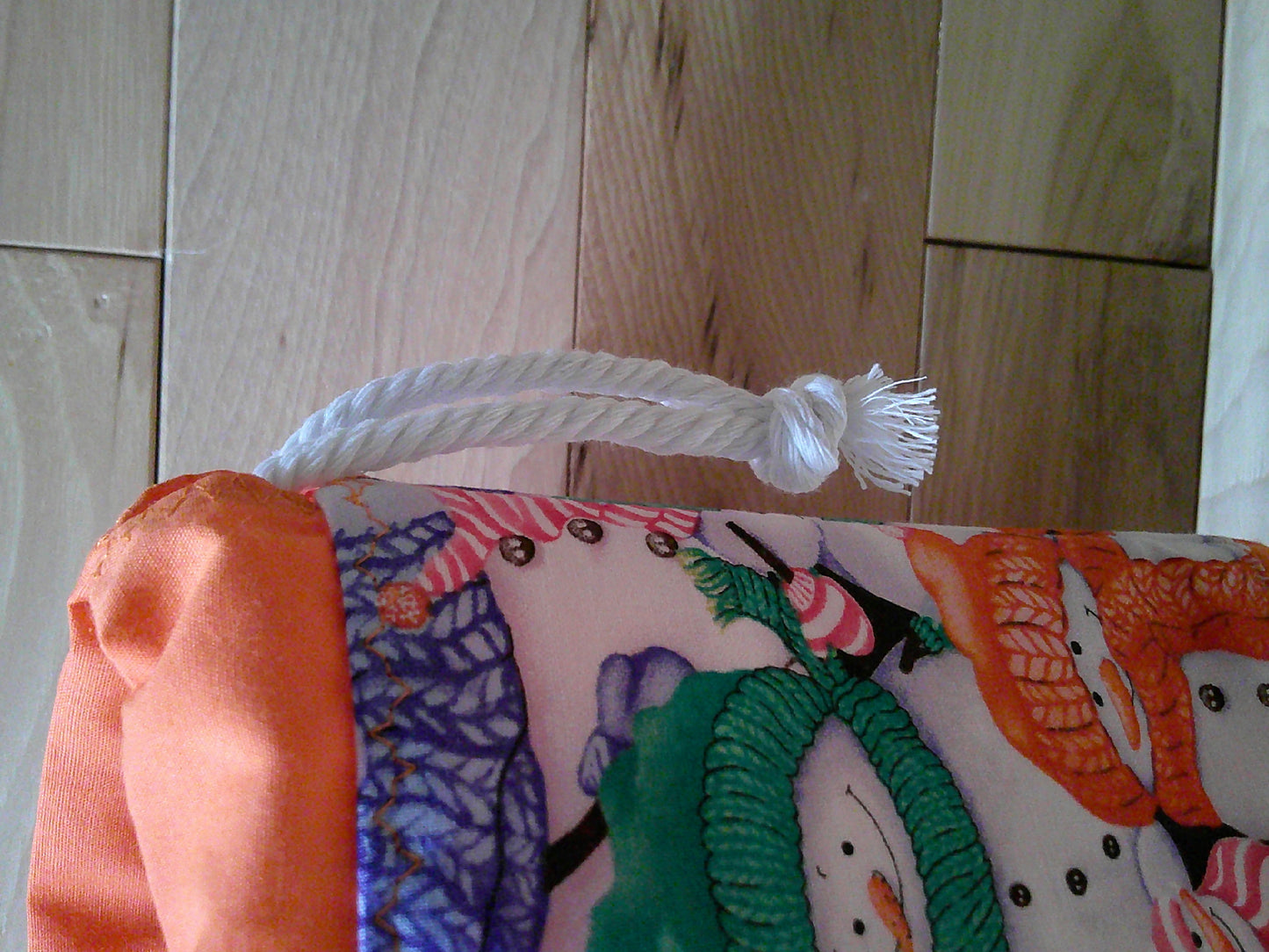 Snowman w/ colored scarves project bags