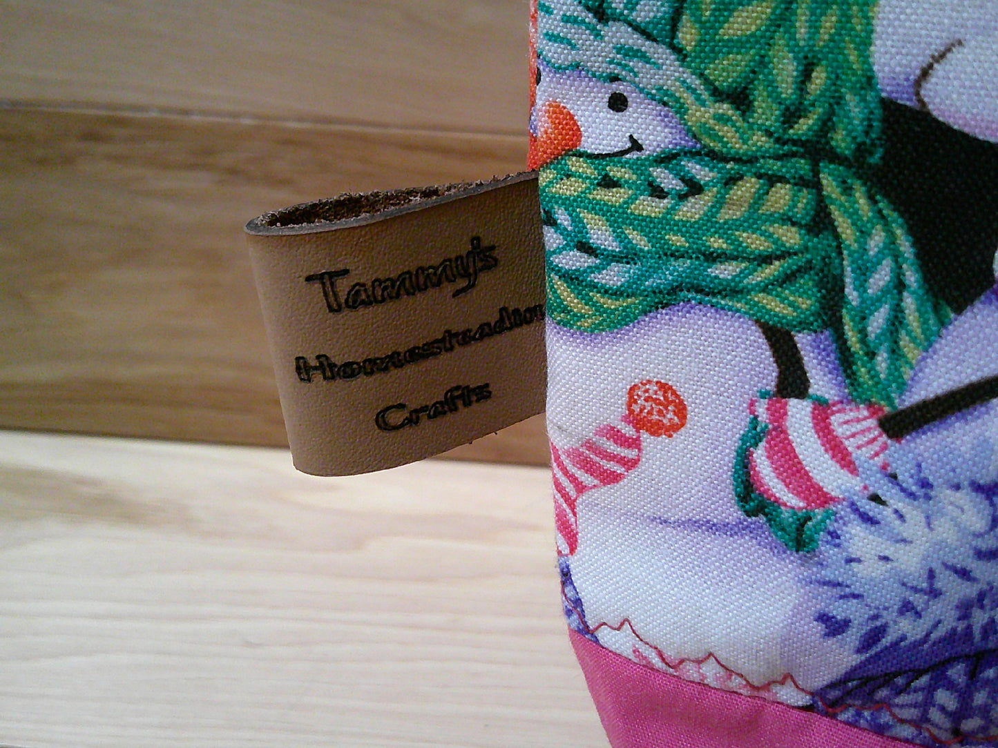 Snowman w/ colored scarves project bags