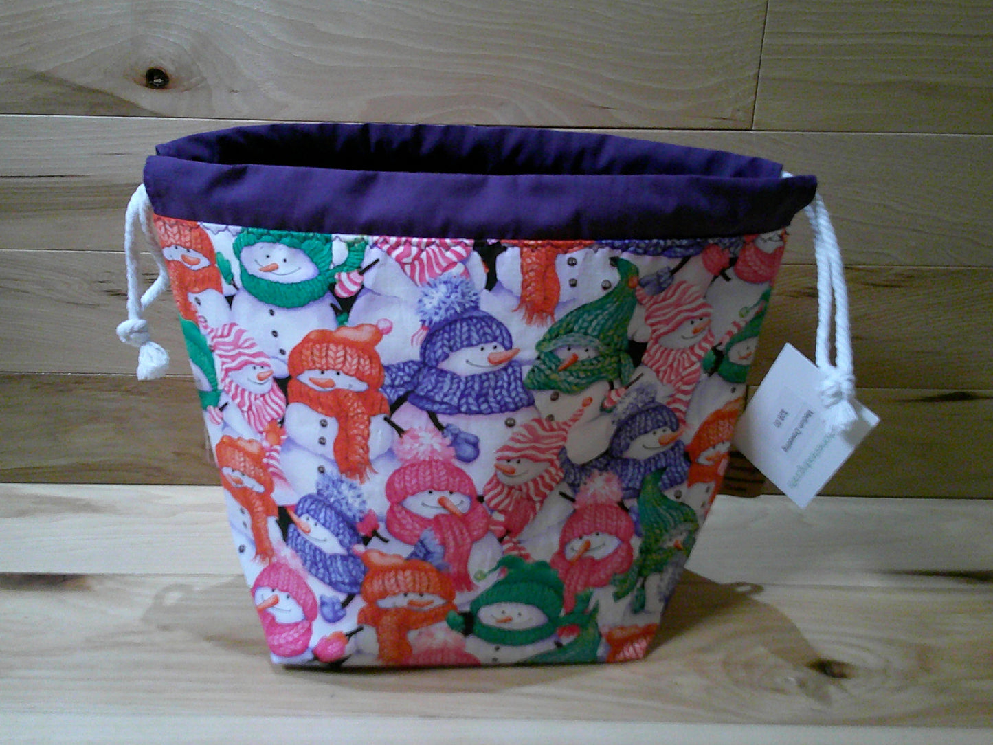 Snowman w/ colored scarves project bags