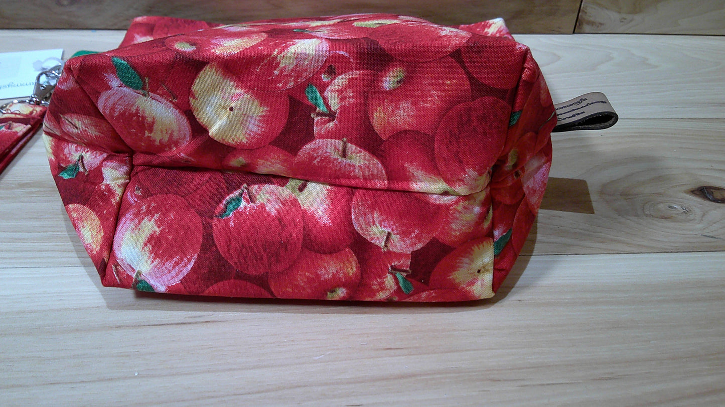 Apples w/ green project bags