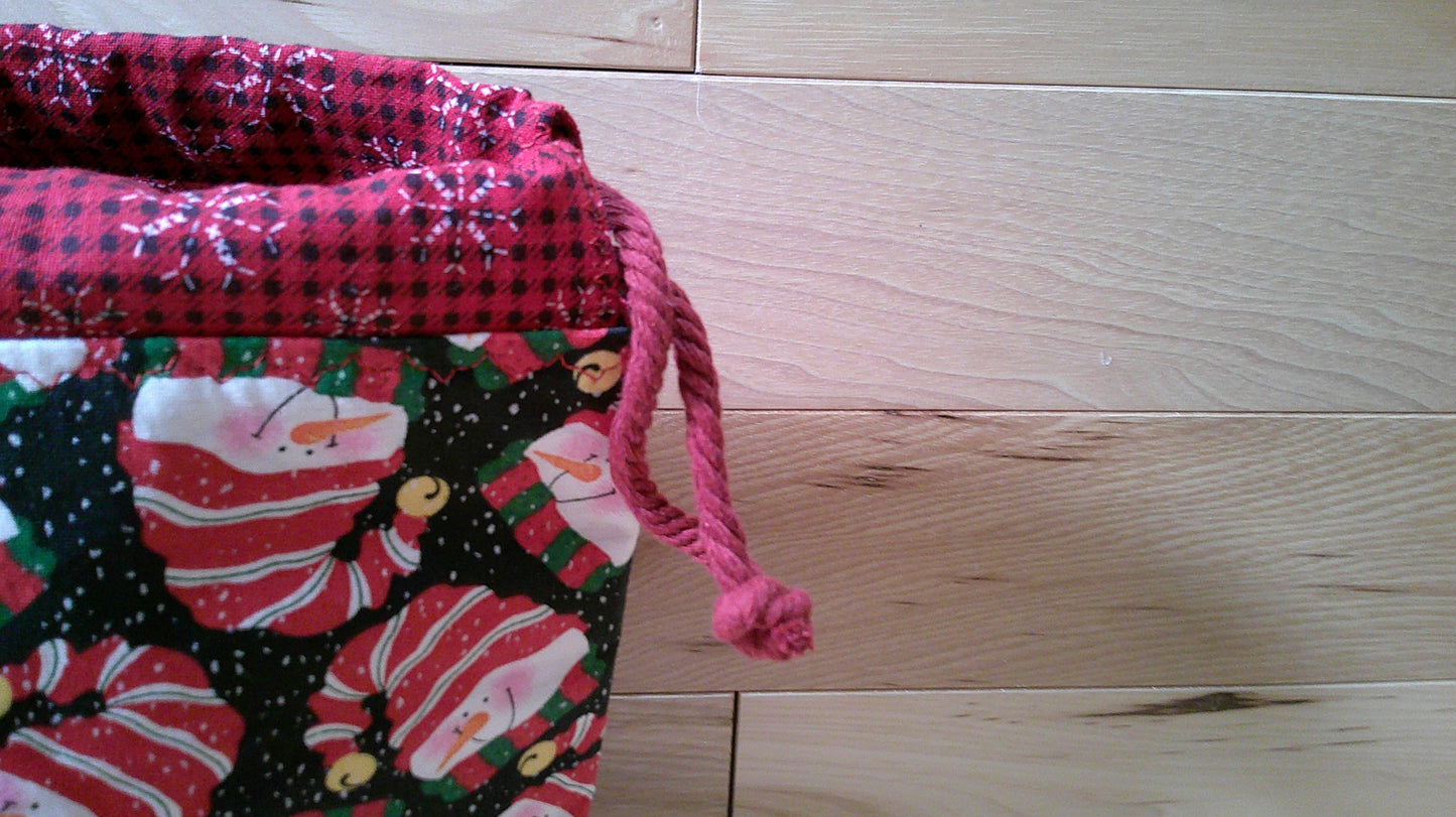 Santa Hat Snowman w/ snowflakes project bags
