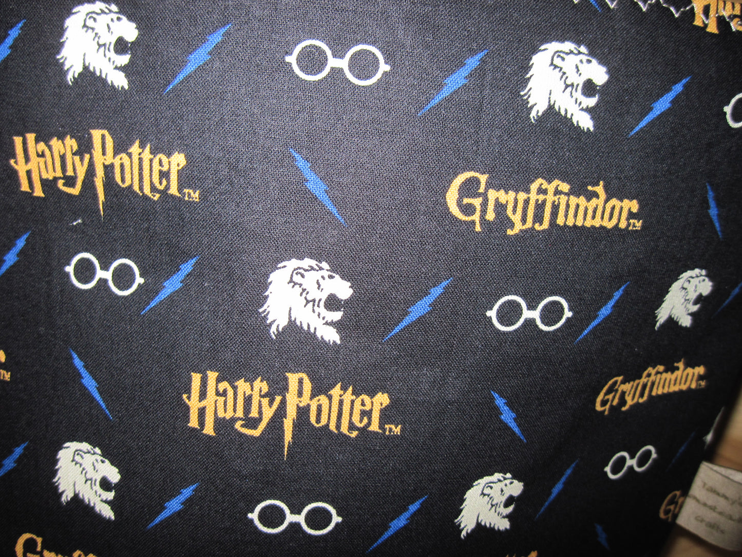 Large Tote Style Bag ~ Gryffindor ~ Harry Potter w/ yellow gold & sewn handles