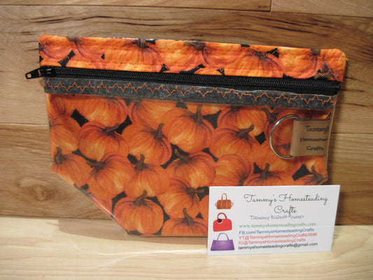 Notions Bag ~ Pumpkins w/ basket weave fabric & zipper
