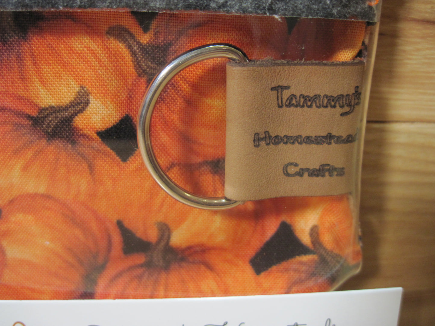 Notions Bag ~ Pumpkins w/ basket weave fabric & zipper