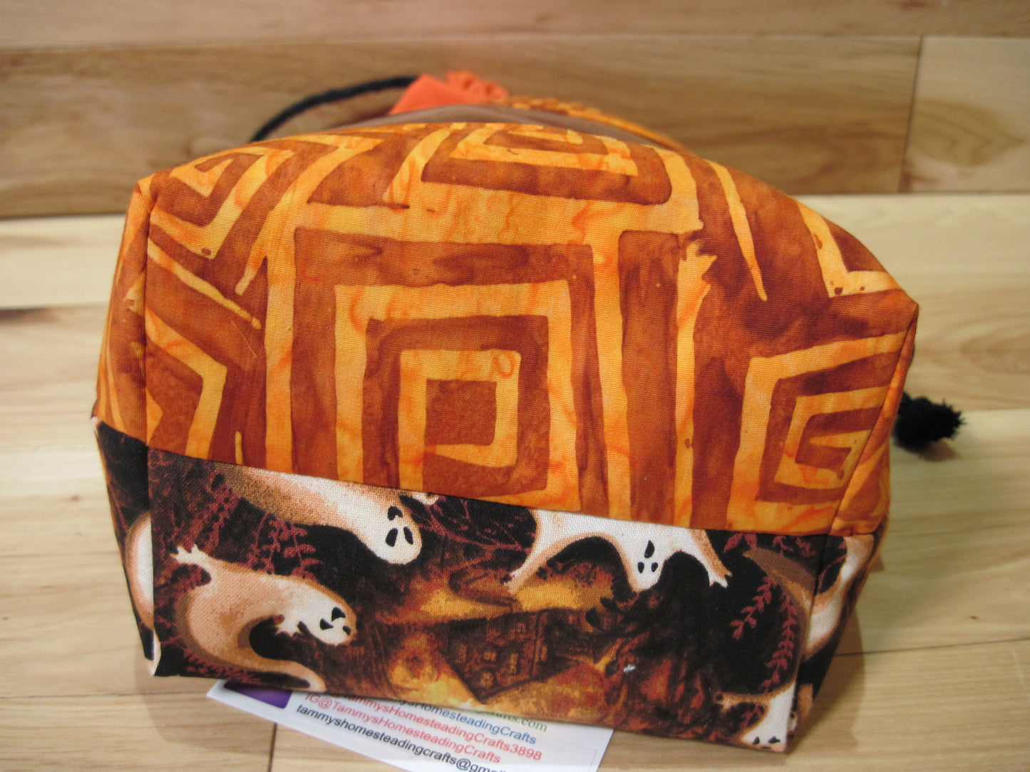 Small Window Drawstring ~ Spooky Ghosts w/ orange project bag