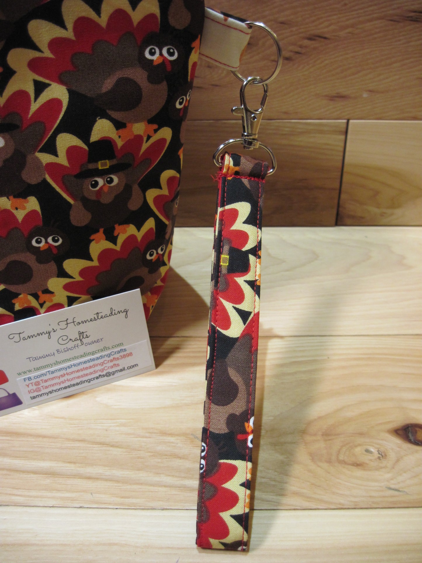 Medium Turkey w/ "gobble gobble" on the inside & snaps project bag