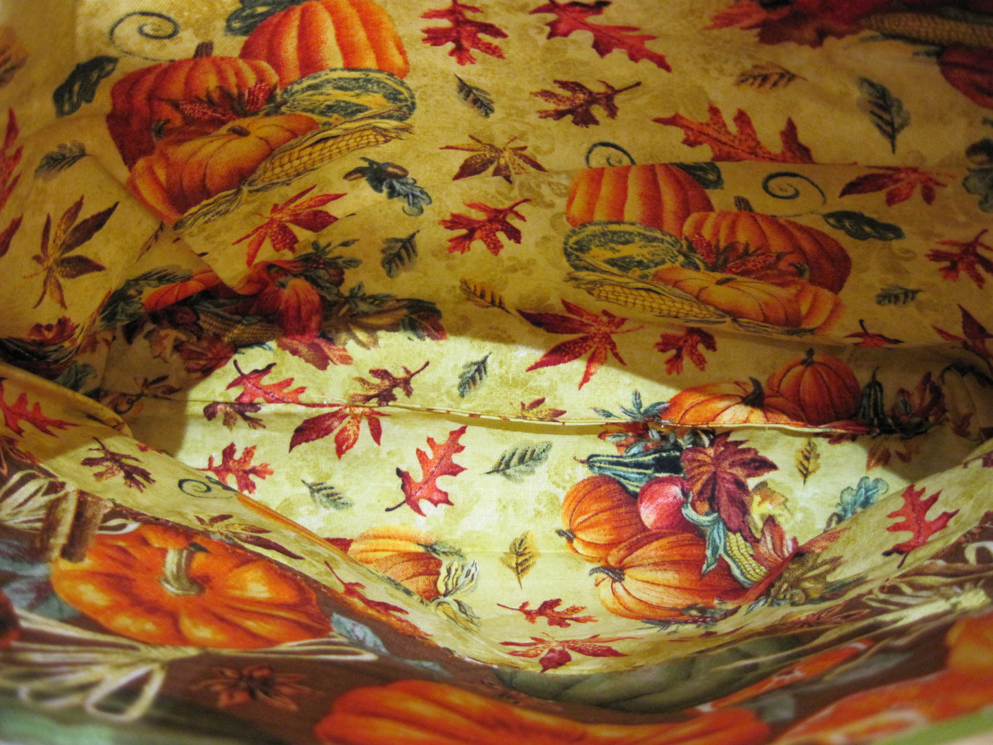 Large Project Bag Pumpkins with Leaves