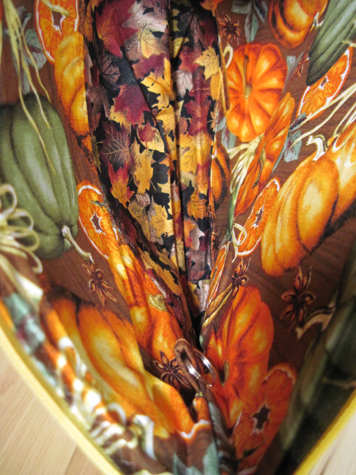 Large Project Bag Leaves with Pumpkins