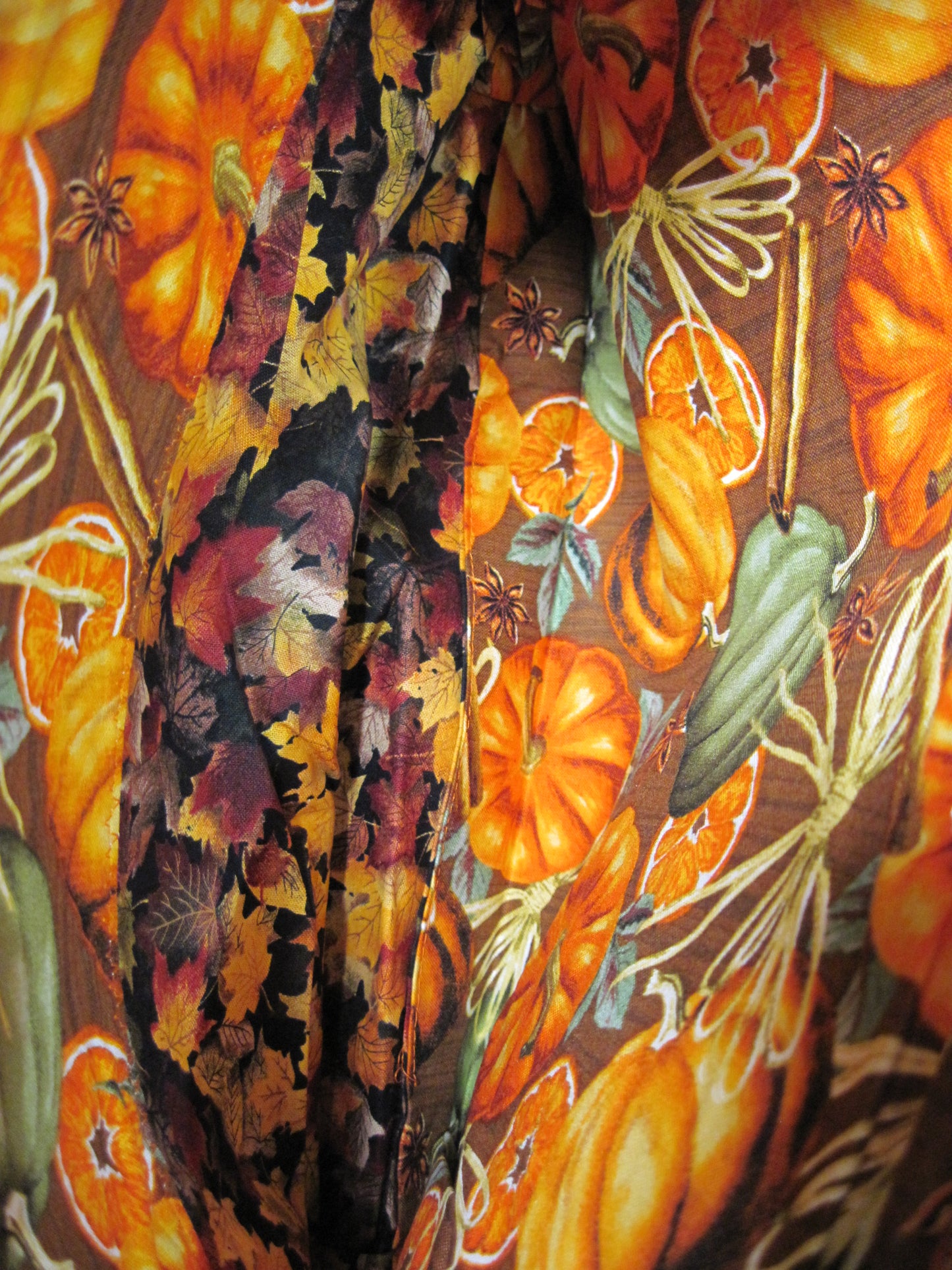 Large Project Bag Leaves with Pumpkins