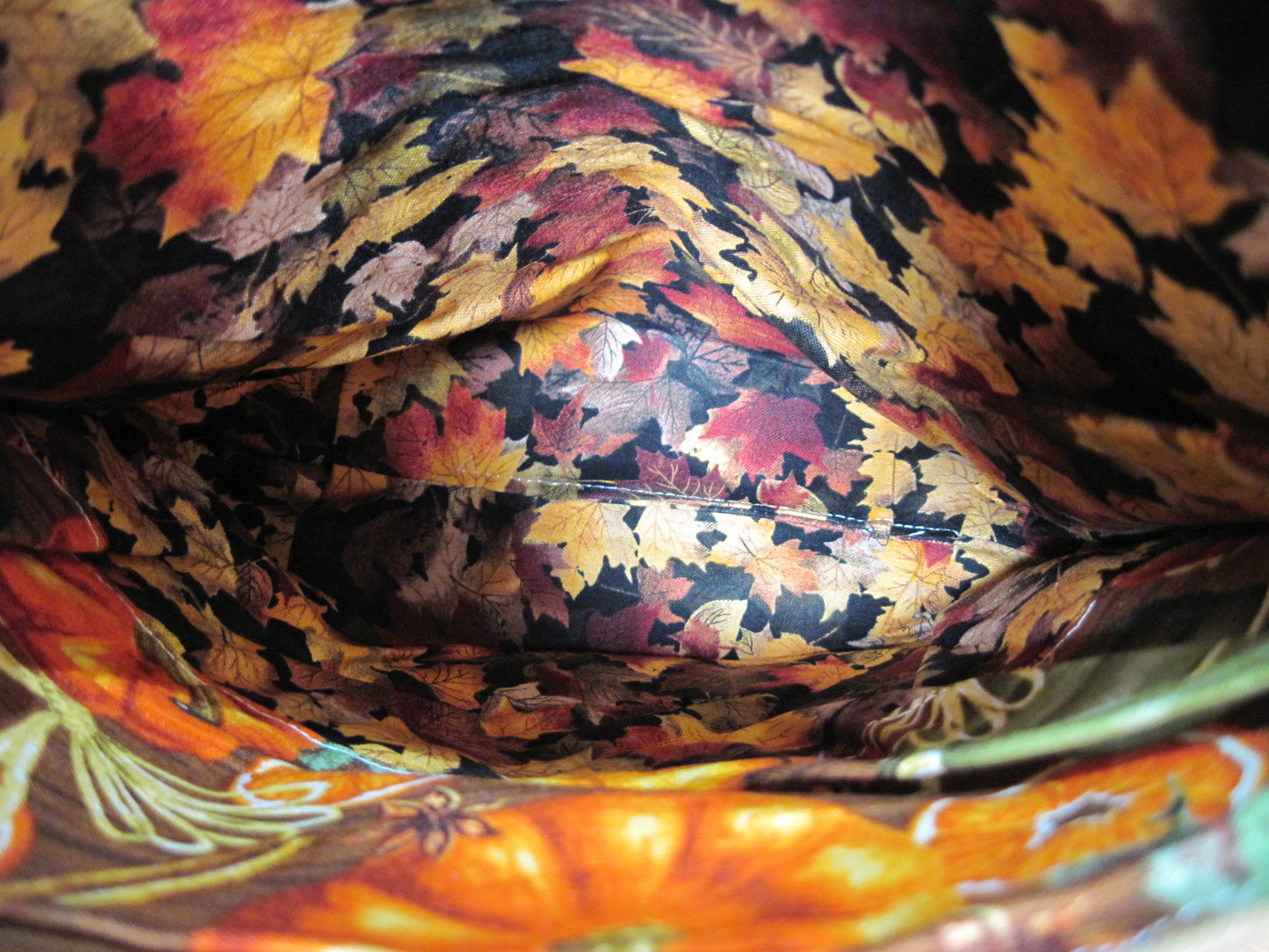 Small Leave & Pumpkins Project Bag