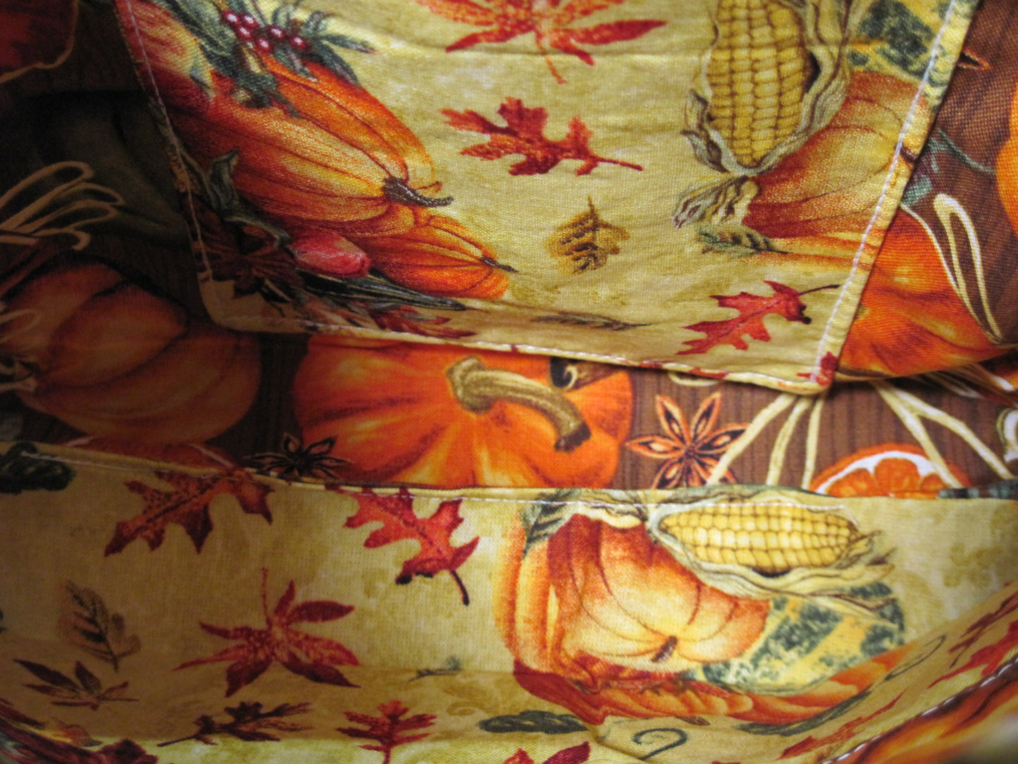 Medium Pumpkins & Leaves with inside pocket Project bag