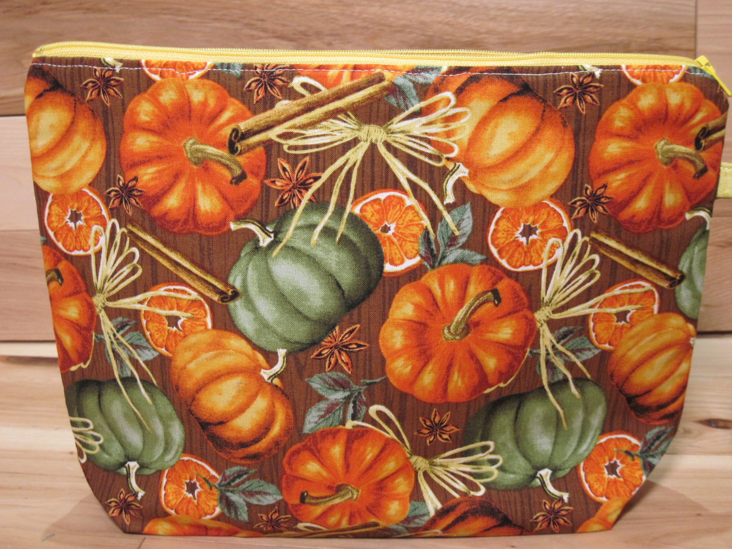 Medium Pumpkin & Leaves with inside pocket project bag