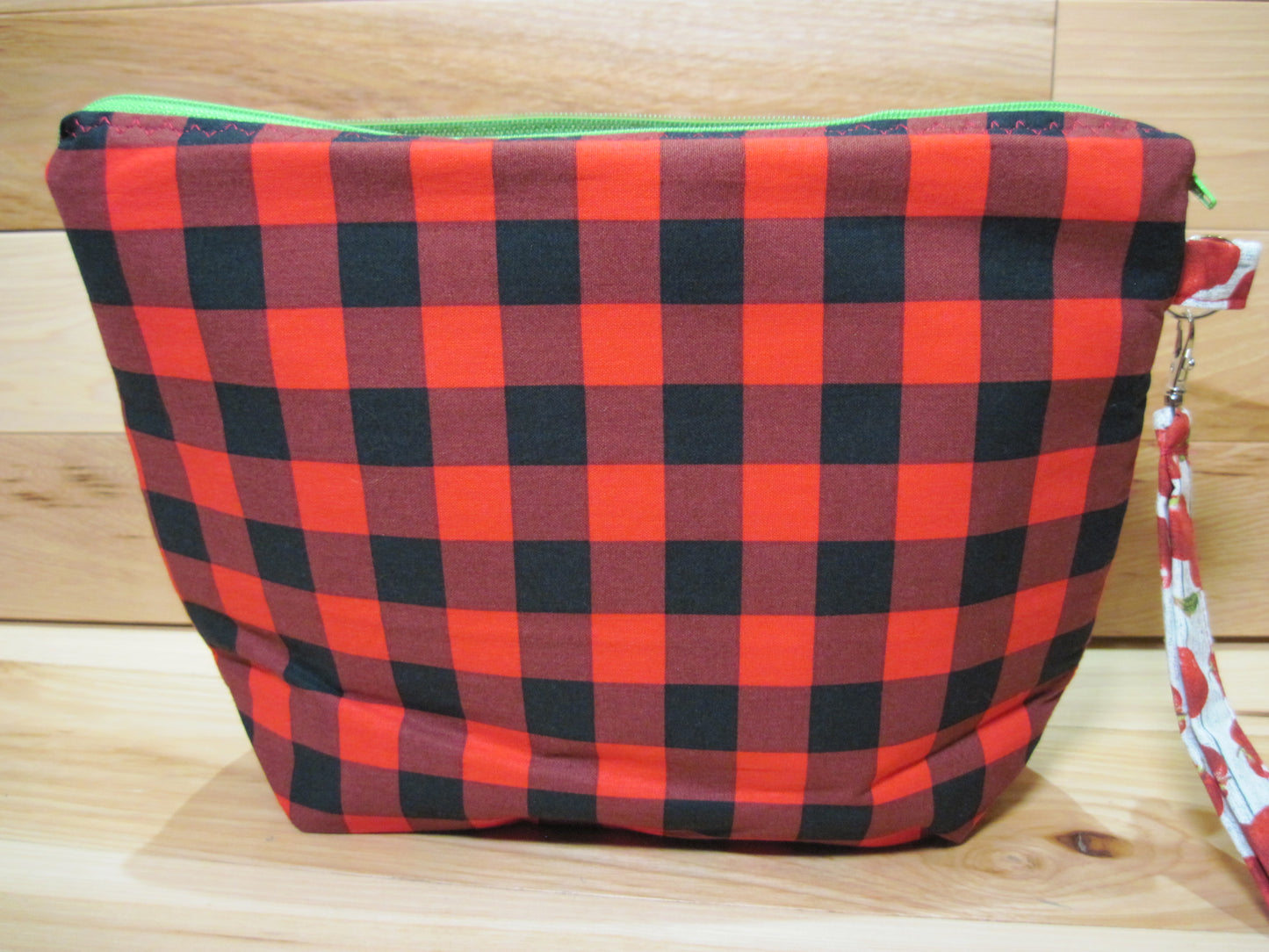 Medium Window Apple with Red/Black Plaid green zipper project bag