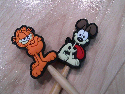 "Garfield & Odie" ~ Stitch Stoppers