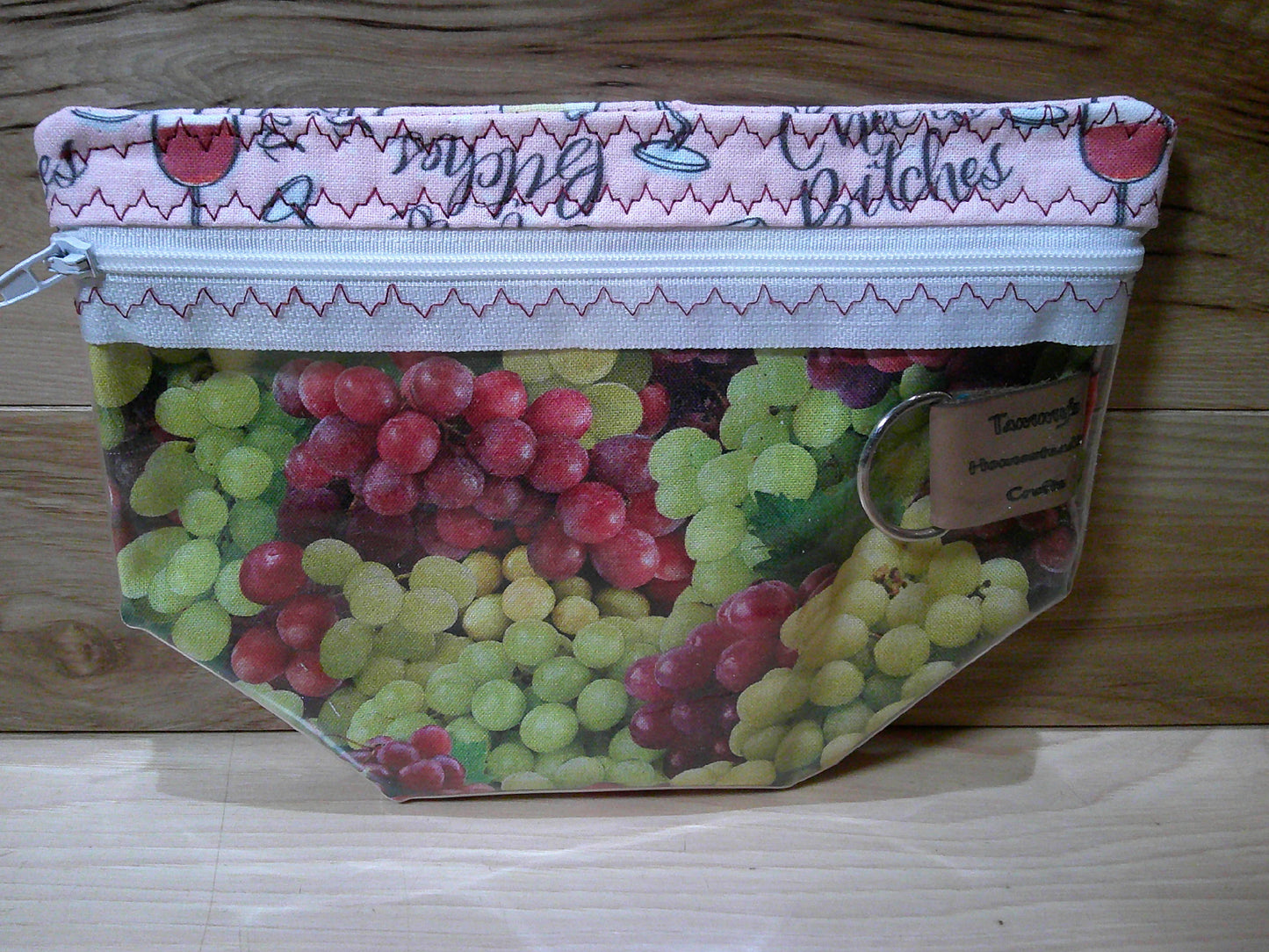 Wine bottles w/ grapes ~ project bags