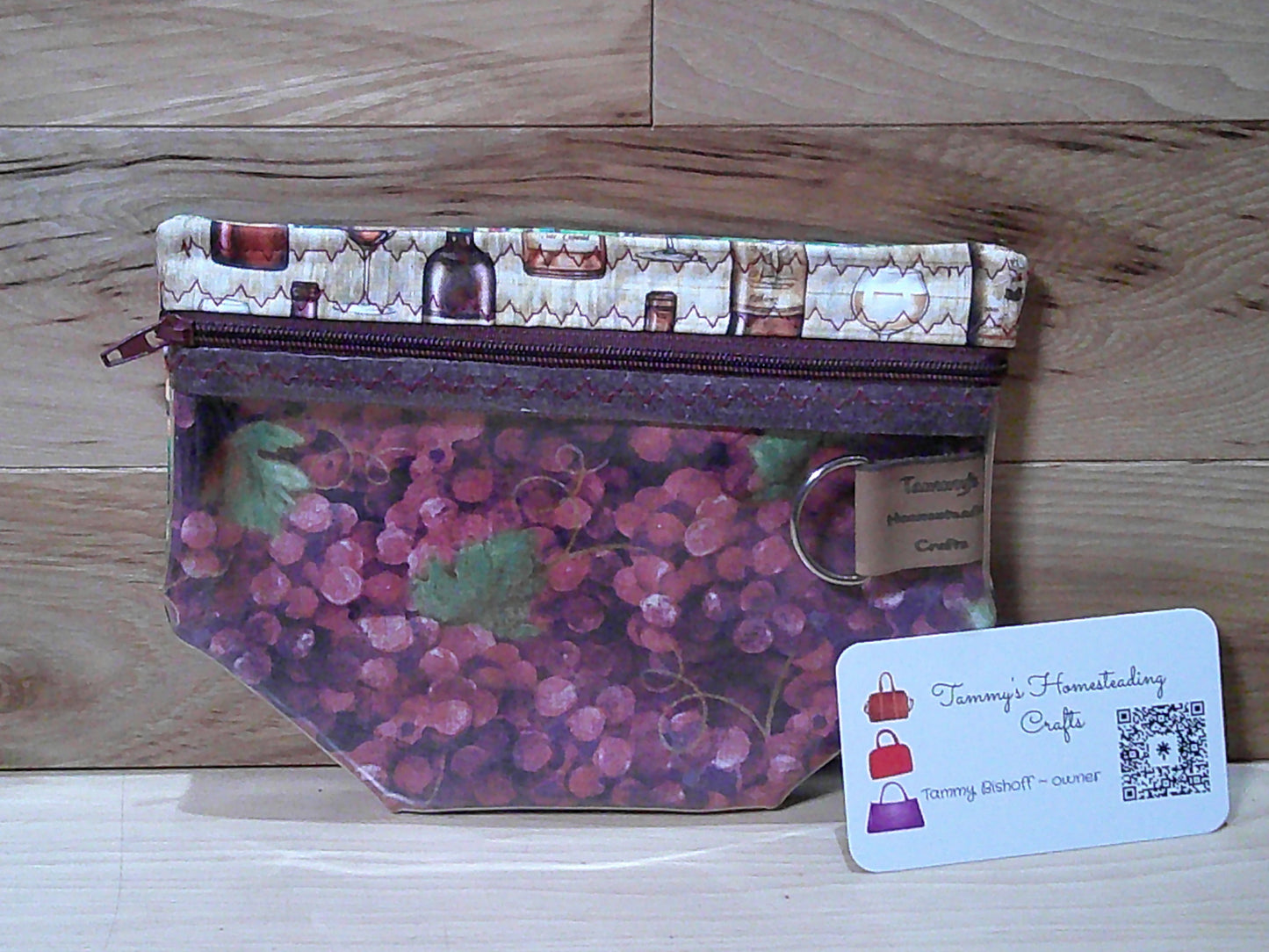 Wine bottles w/ grapes ~ project bags