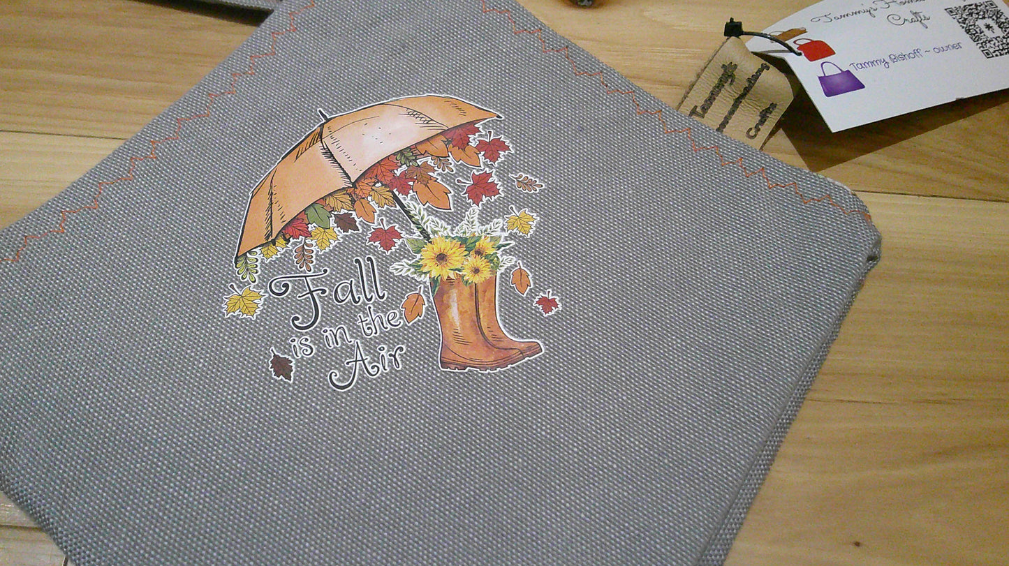 Wrist/ Yarn w/ removeable handle project bags