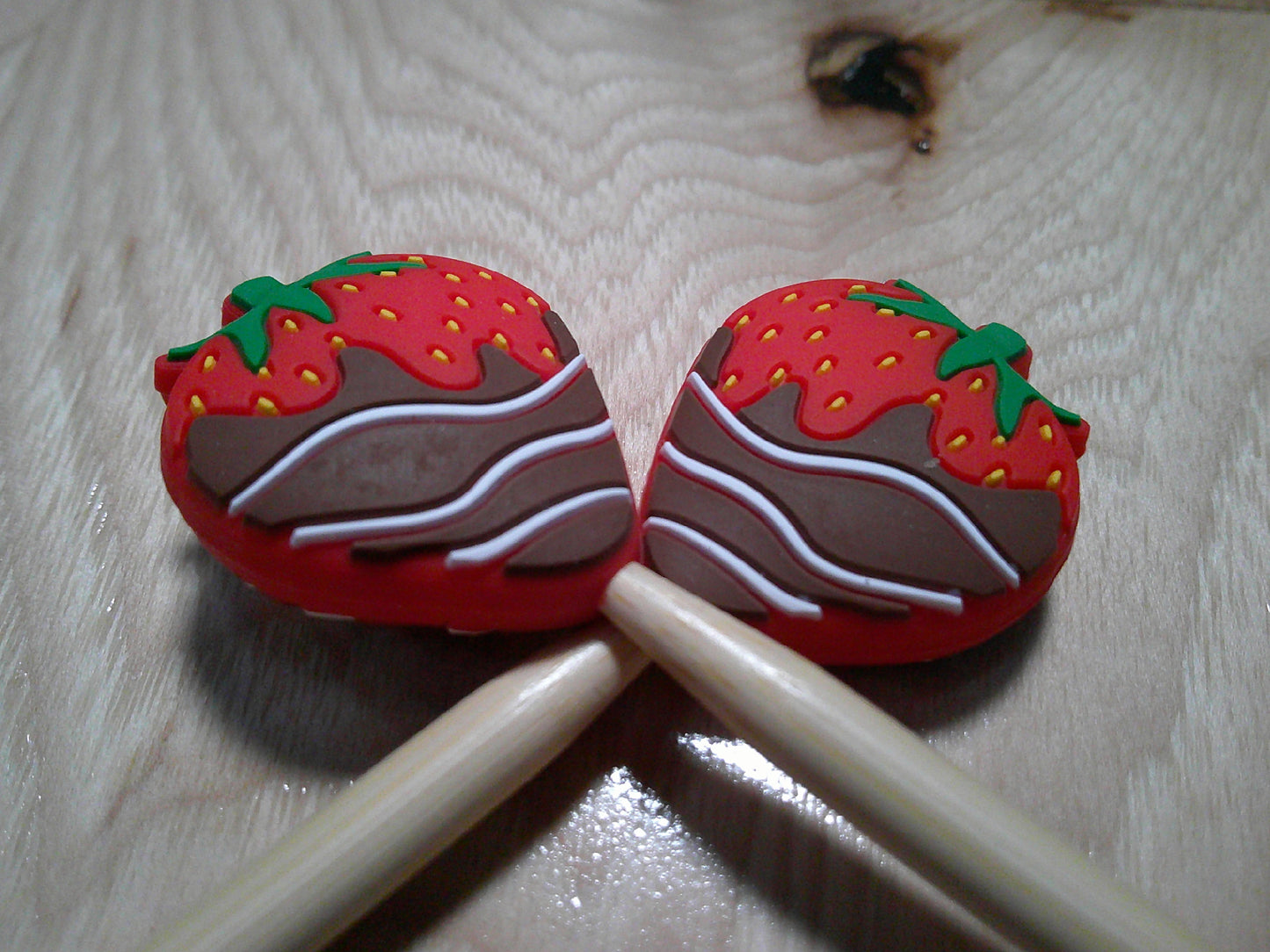 Chocolate Dipped Strawberries ~ stitch stoppers