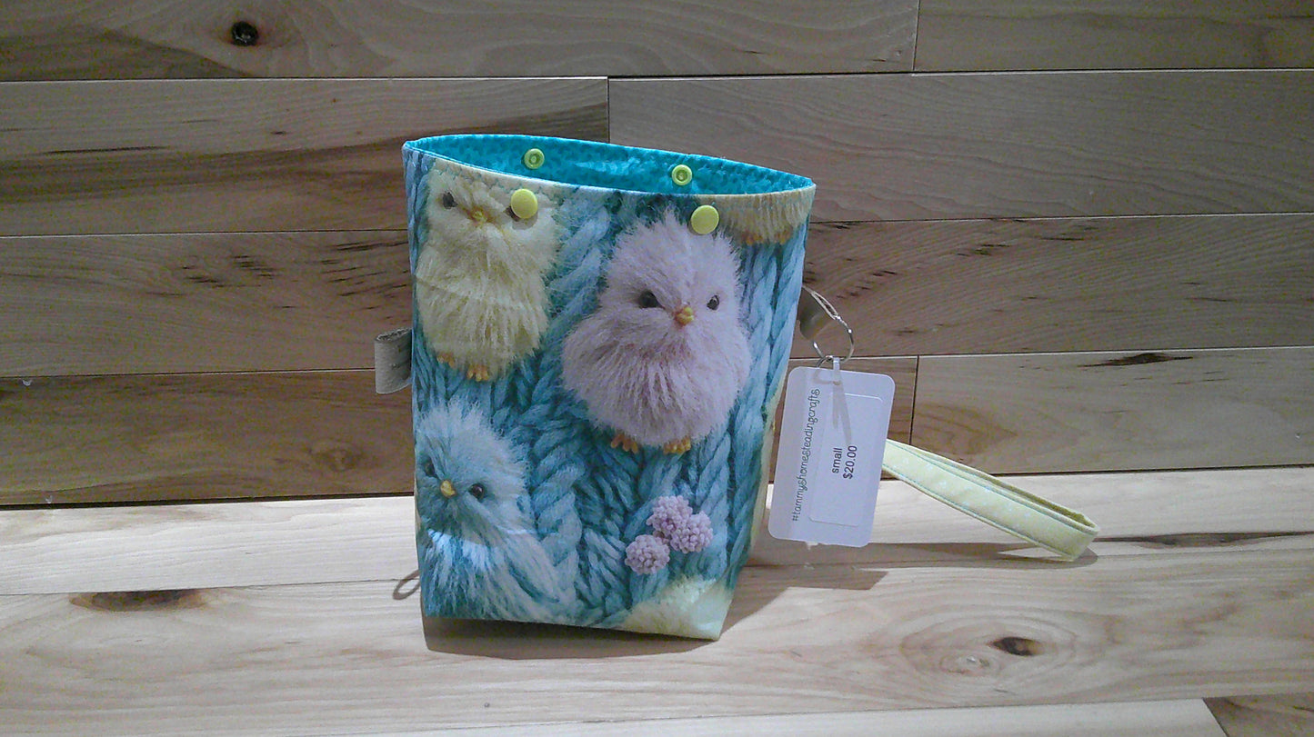 Chick's w/ knitting ~ Project bags
