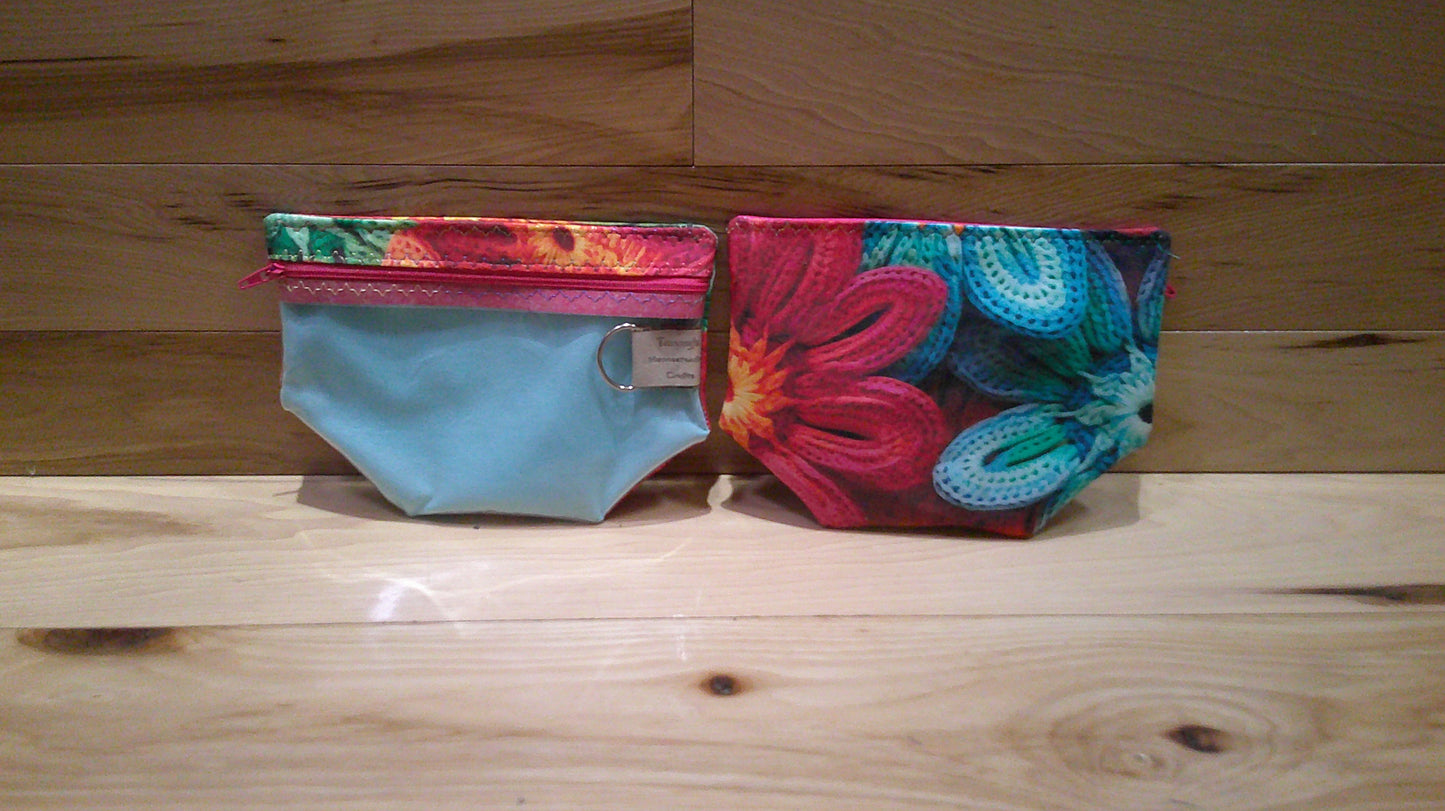 Knitted & Crochet Daisy Flowers ~ project bags