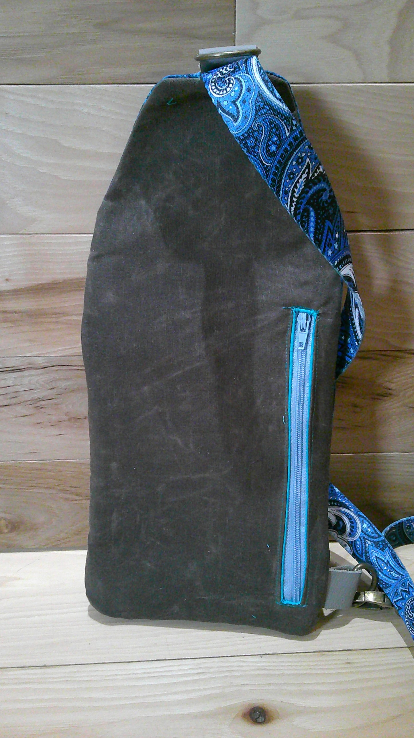 Mini Traveler / Crossbody / Sling bag