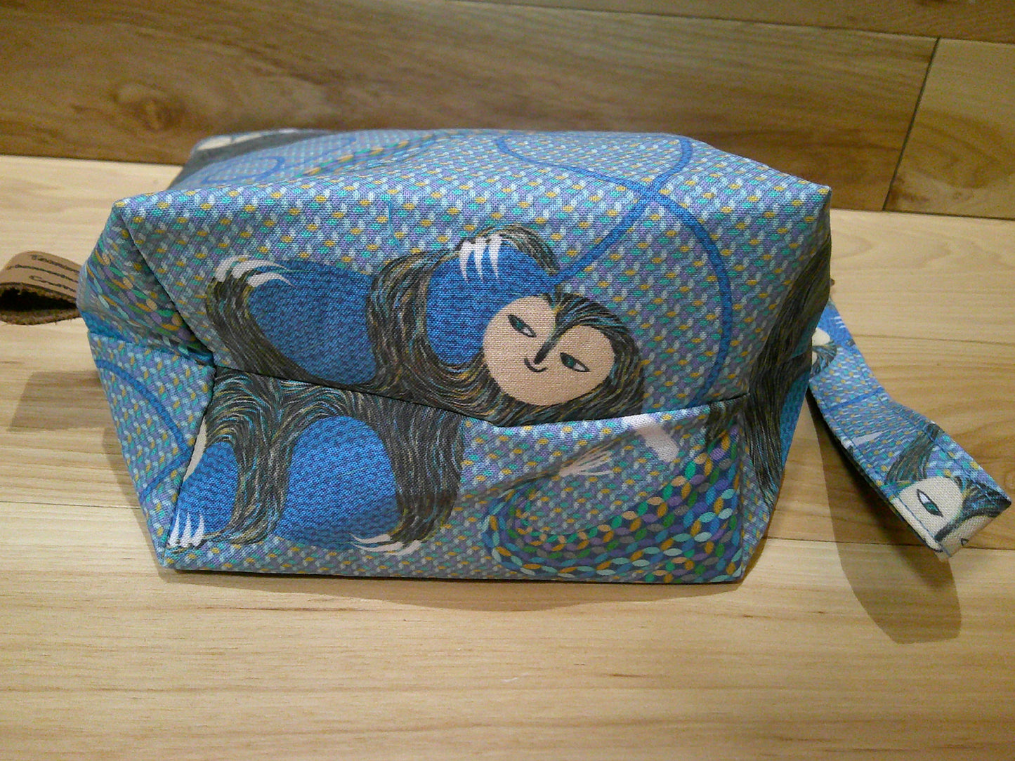 Knitting Sloth w/ bright blue project bags