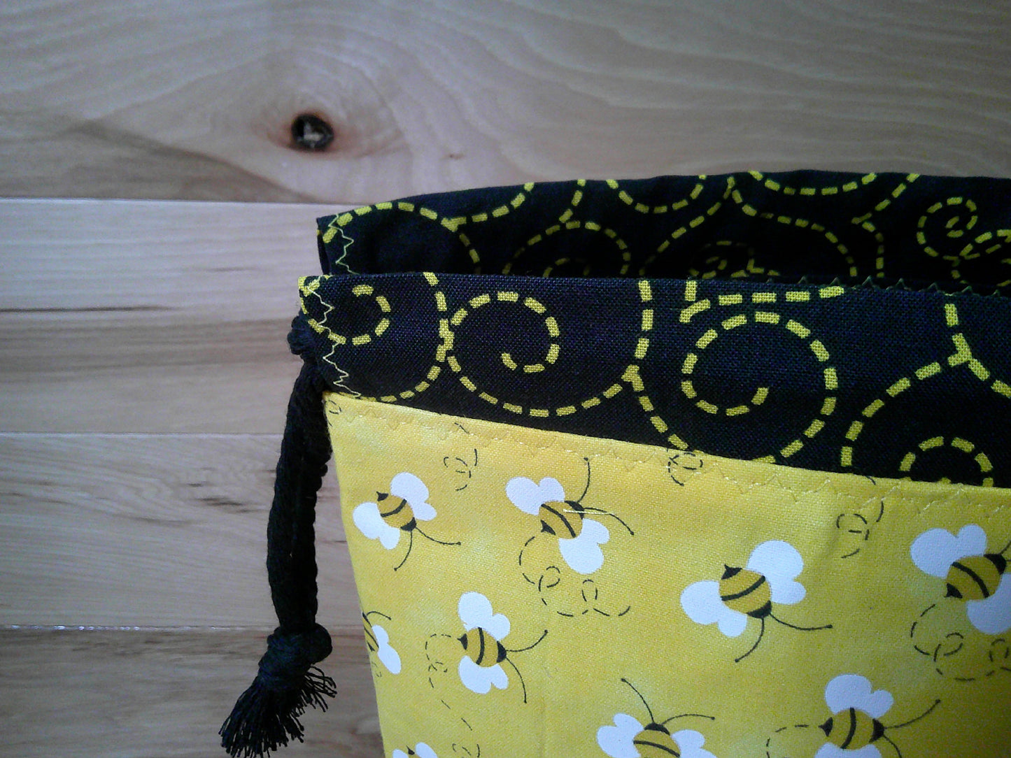 Bees' w/ bee tracks ~ project bags