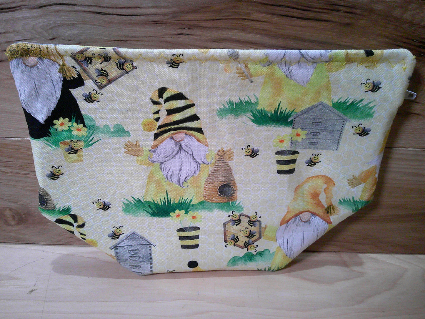 Bee Gnomes w/ honeycomb ~ project bags