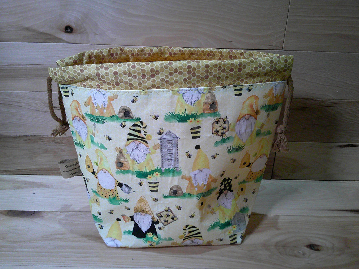 Bee Gnomes w/ honeycomb ~ project bags