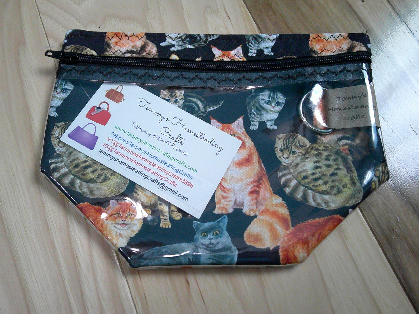 Medium Cat w/ cat paws inside & snaps project bag