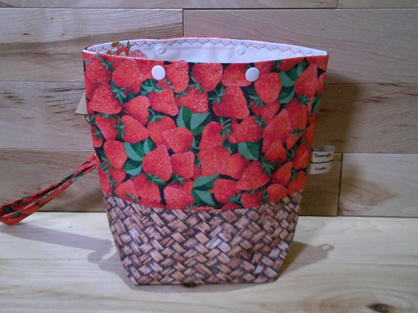 Strawberry in basket ~ project bags