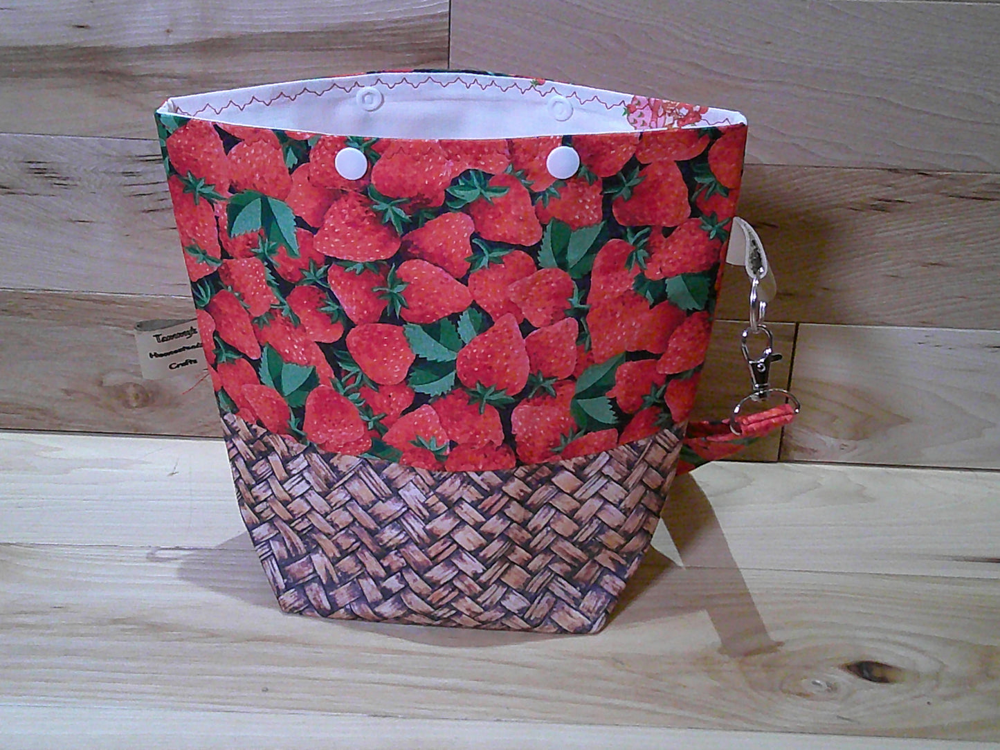 Strawberry in basket ~ project bags