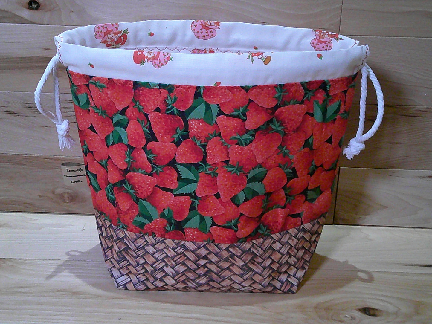 Strawberry in basket ~ project bags