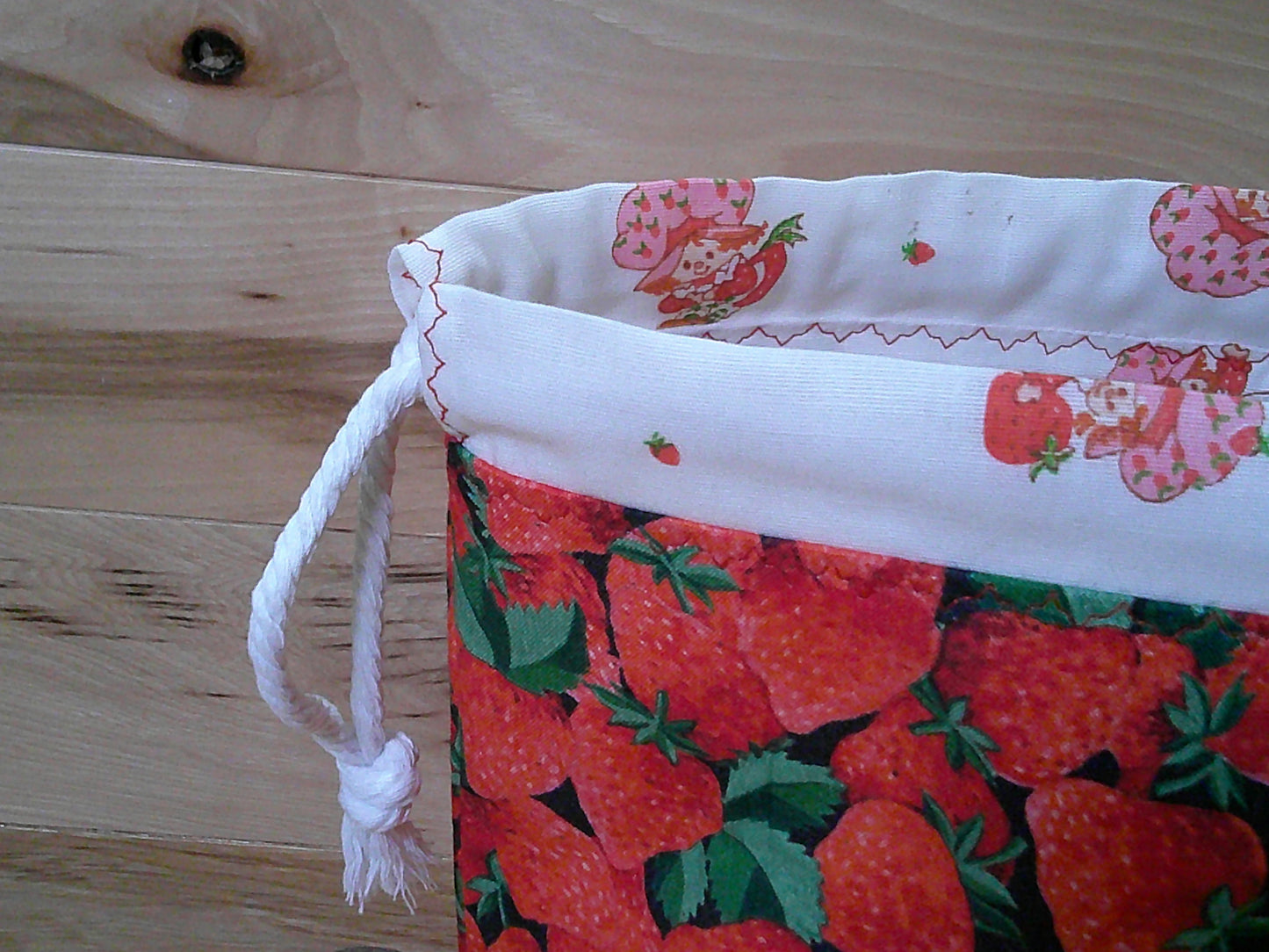 Strawberry in basket ~ project bags